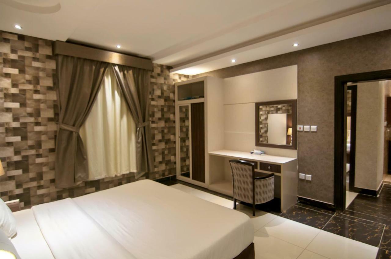 Elite Suites Hotel - Al Muruj Rijad Zewnętrze zdjęcie
